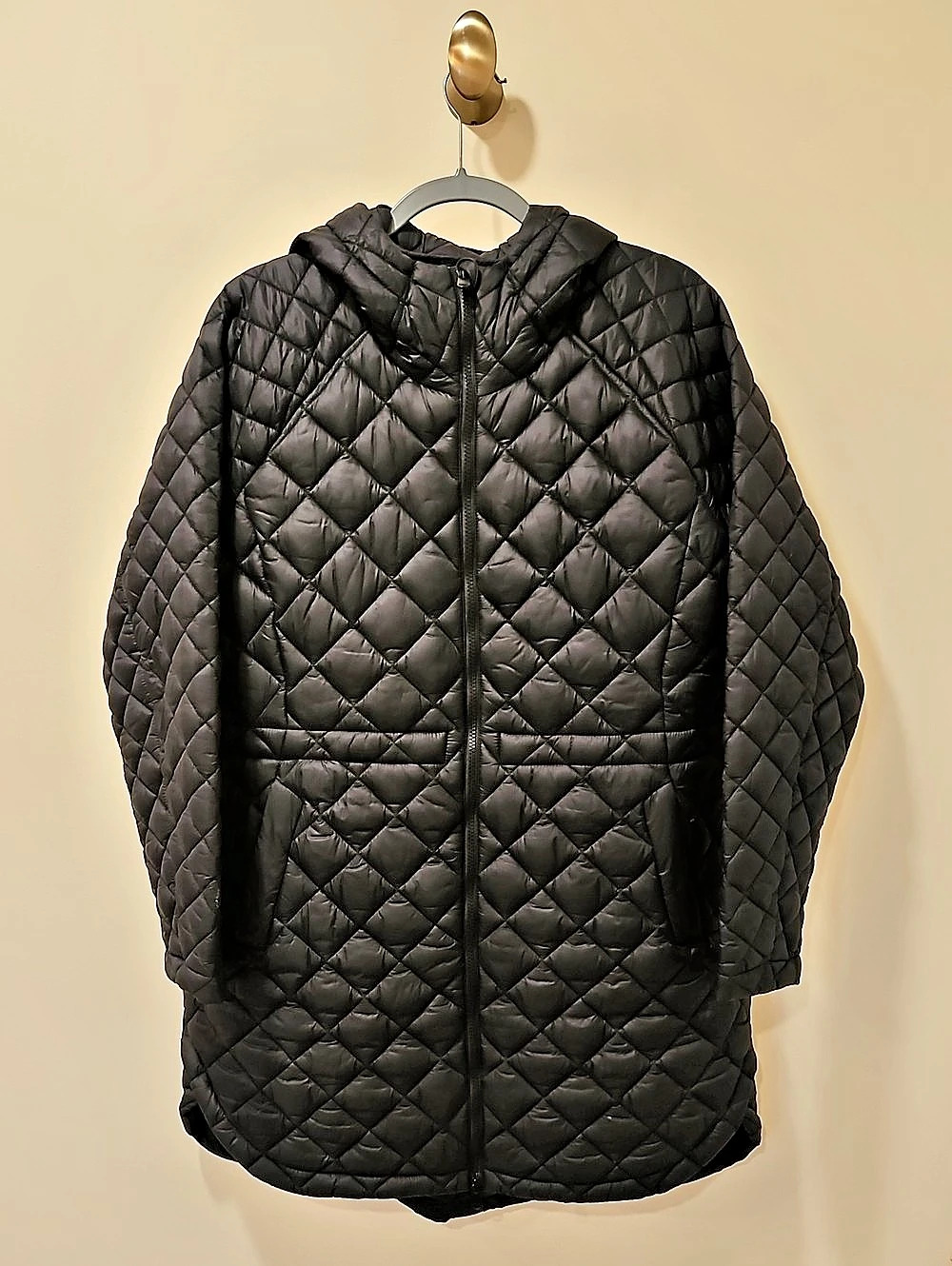 Athleta Whisper Featherless Parka Quilted Hooded Jacket Black XL; Excellent Cond